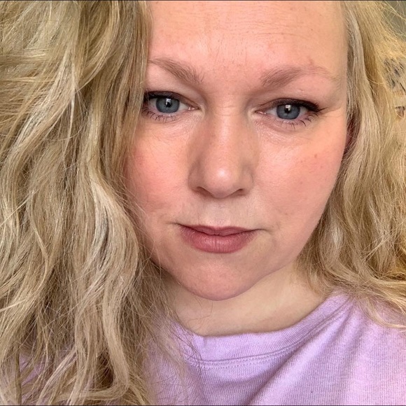 Meet your Posher, Tiffany - Picture 1 of 1